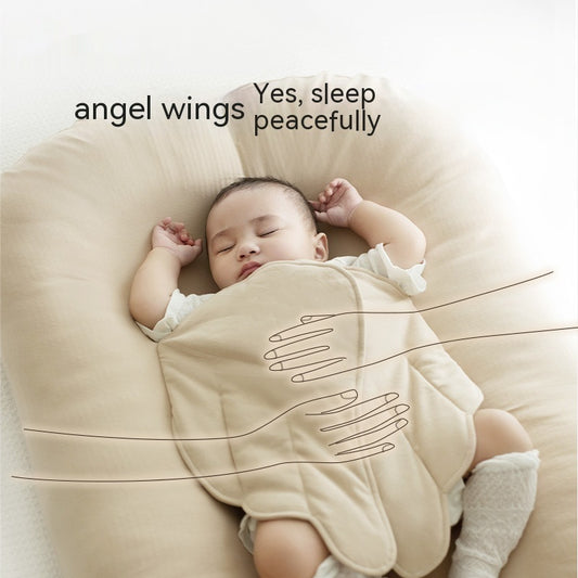 GlowNest™ – Atmungsaktives Babybett aus Baumwolle und Polyester für Neugeborene