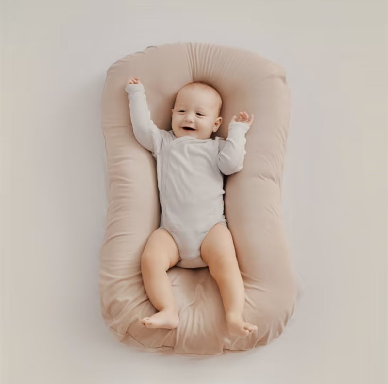 Orthopädisches Baby-Kissen gegen Plattkopf – Fördert gesunde Kopfposition, hypoallergen, 25x30cm, für Neugeborene bis 12 Monate 0